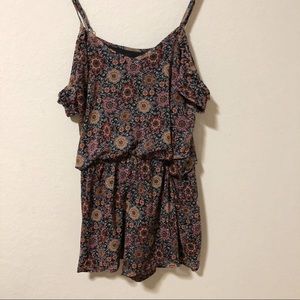 🌟Floral Romper🌟